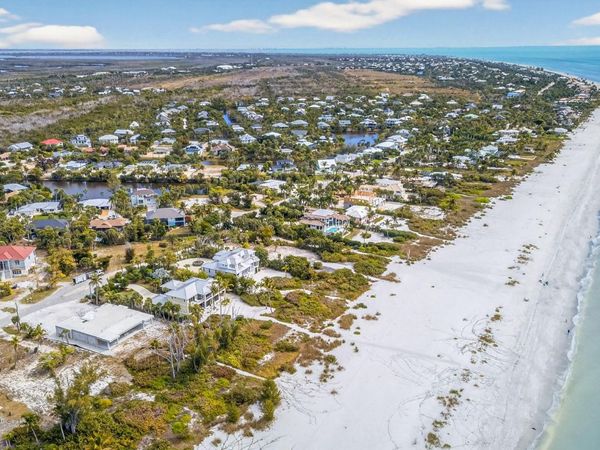 1065 Fish Crow Rd, Sanibel, FL 33957
