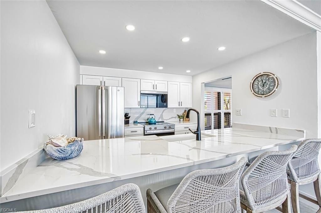 1501 Middle Gulf Dr, Unit 303K, Sanibel, FL 33957 Photo