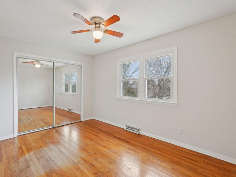 5644 Linworth Road , Columbus, OH 43235 Photo 19