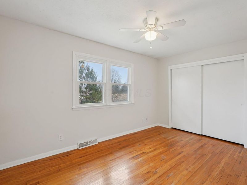 5644 Linworth Road , Columbus, OH 43235 Photo 21