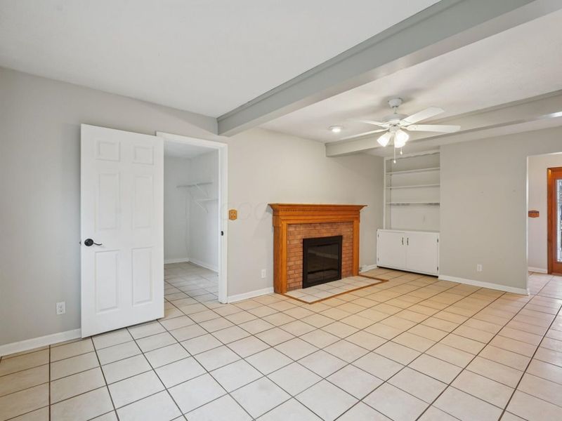 5644 Linworth Road, Columbus, OH 43235 Photo 7