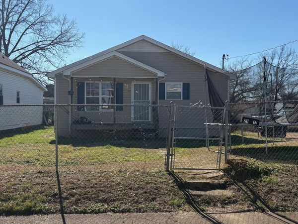 2112 E 14th Street, Chattanooga, TN 37404