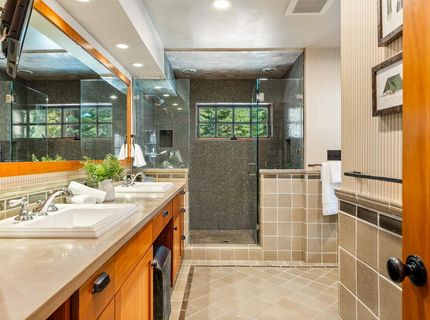 100 Bob Watson, Truckee, CA 96161 Photo