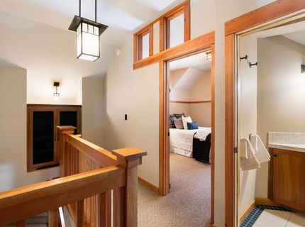 100 Bob Watson, Truckee, CA 96161 Photo