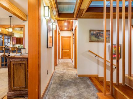 100 Bob Watson, Truckee, CA 96161 Photo