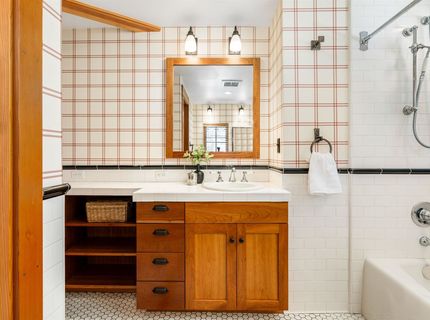 100 Bob Watson, Truckee, CA 96161 Photo