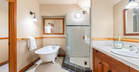 100 Bob Watson, Truckee, CA 96161 Photo