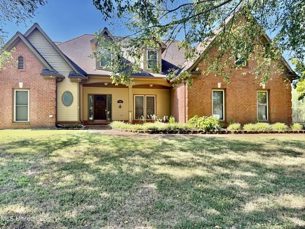 4985 Bobo Place, Olive Branch, MS 38654
