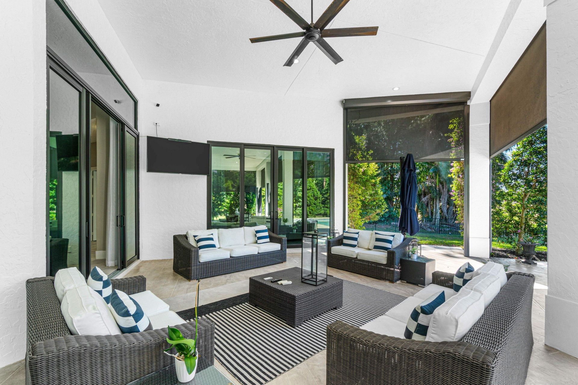 6715 E Calumet Circle, Lake Worth, FL 33467 Photo