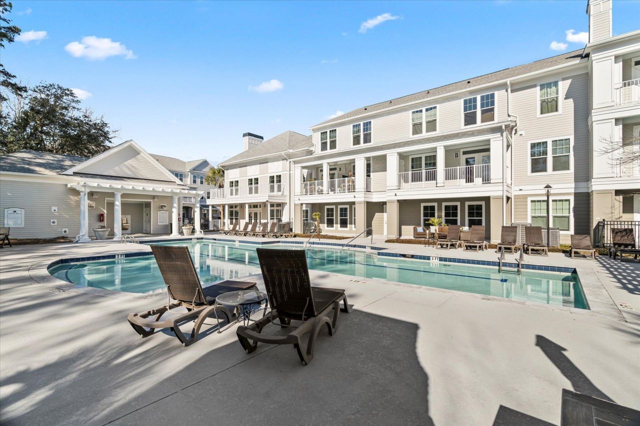 130 River Landing Drive Photo 13