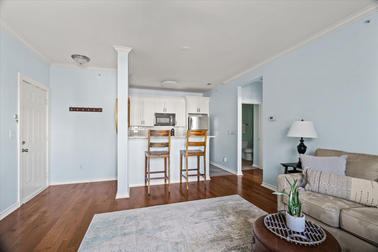 130 River Landing Drive Photo 5