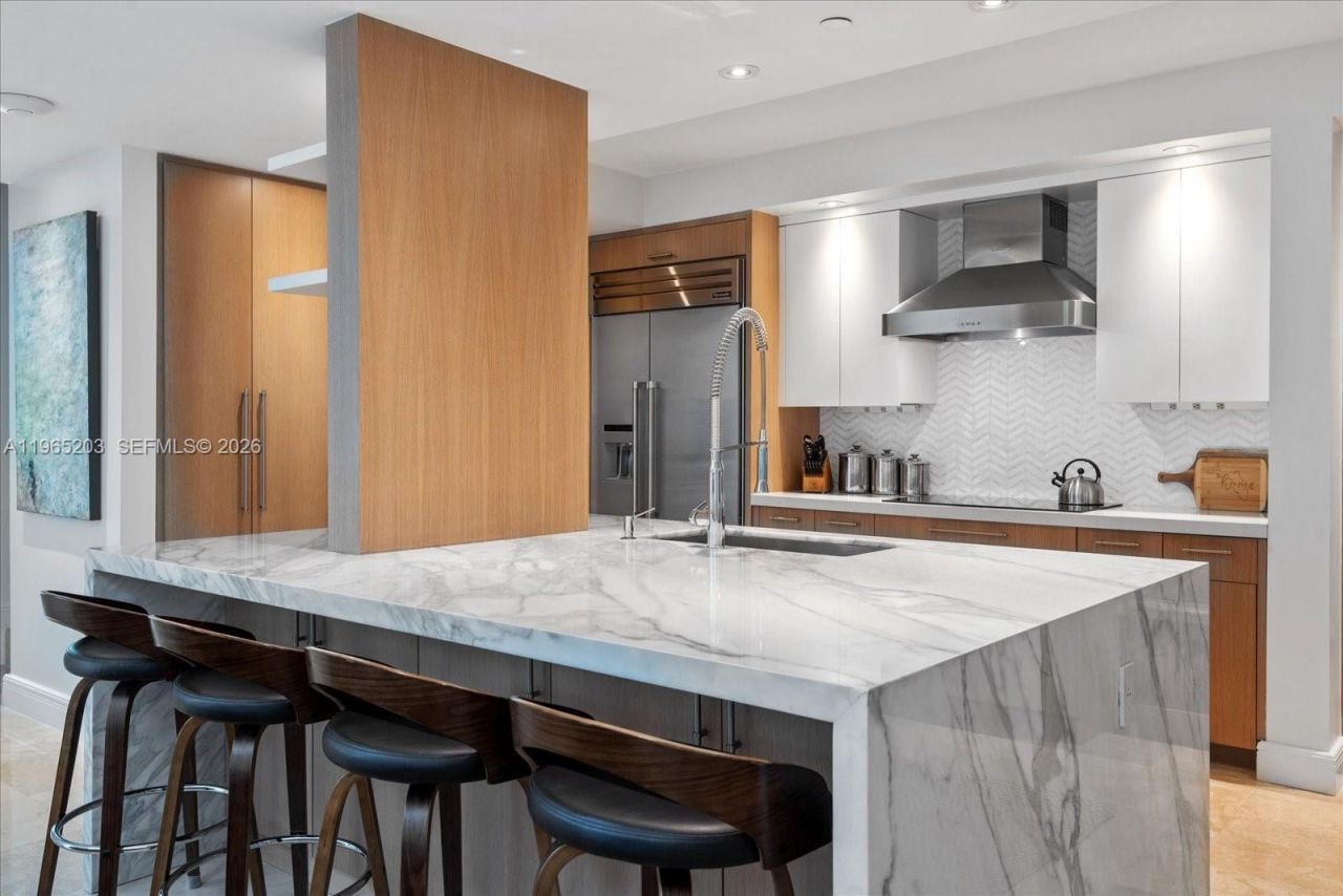 145 Jefferson Ave, Unit 419, Miami Beach, FL 33139 Photo