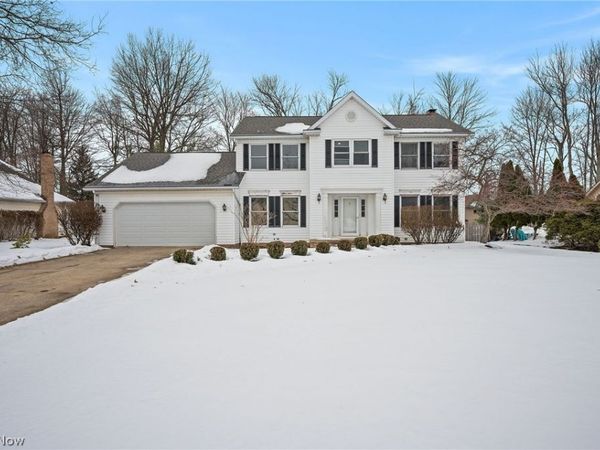 6269 Tourelle Drive, Highland Heights, OH 44143