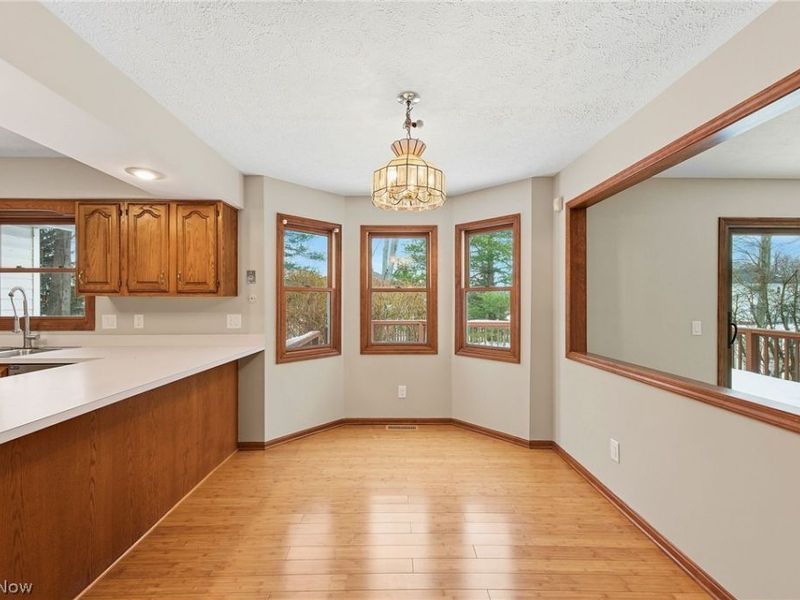 6269 Tourelle Drive, Highland Heights, OH 44143 Photo 10