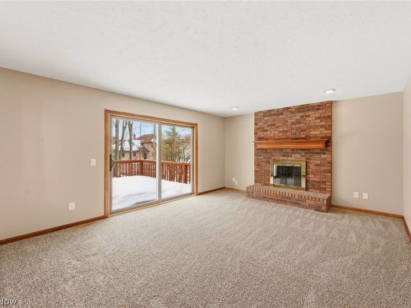 6269 Tourelle Drive, Highland Heights, OH 44143 Photo 7