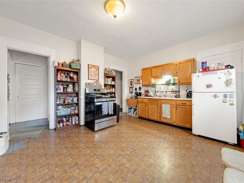 3108 Daisy Avenue, Cleveland, OH 44109 Photo 8