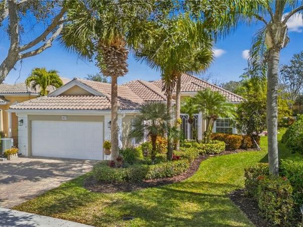 28313 Nautica LN , BONITA SPRINGS, FL 34135