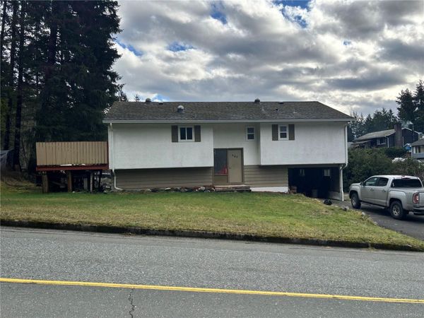 649 Nimpkish Dr, Gold River, BC V0P 1G0