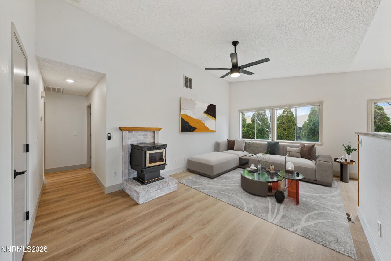 8651 Beechcraft Drive, Reno, NV 89506 Photo