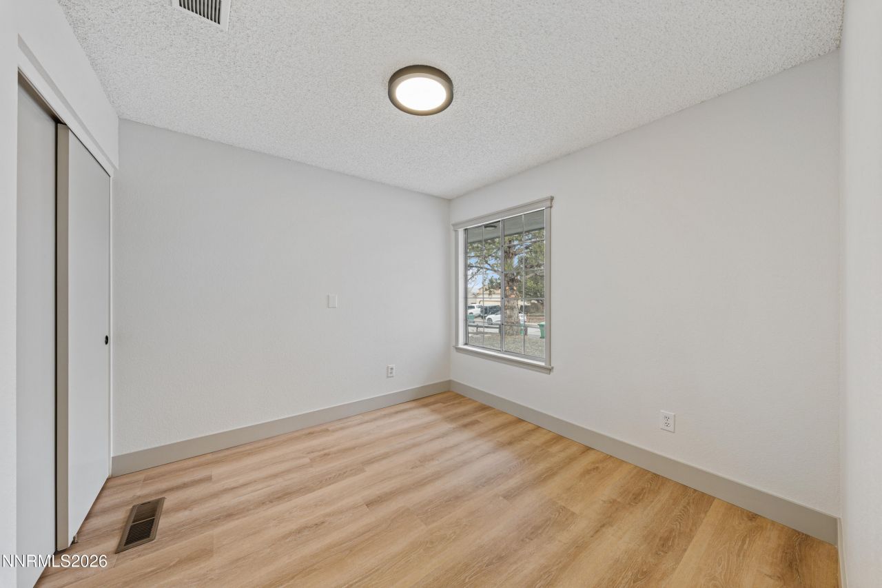 8651 Beechcraft Drive, Reno, NV 89506 Photo