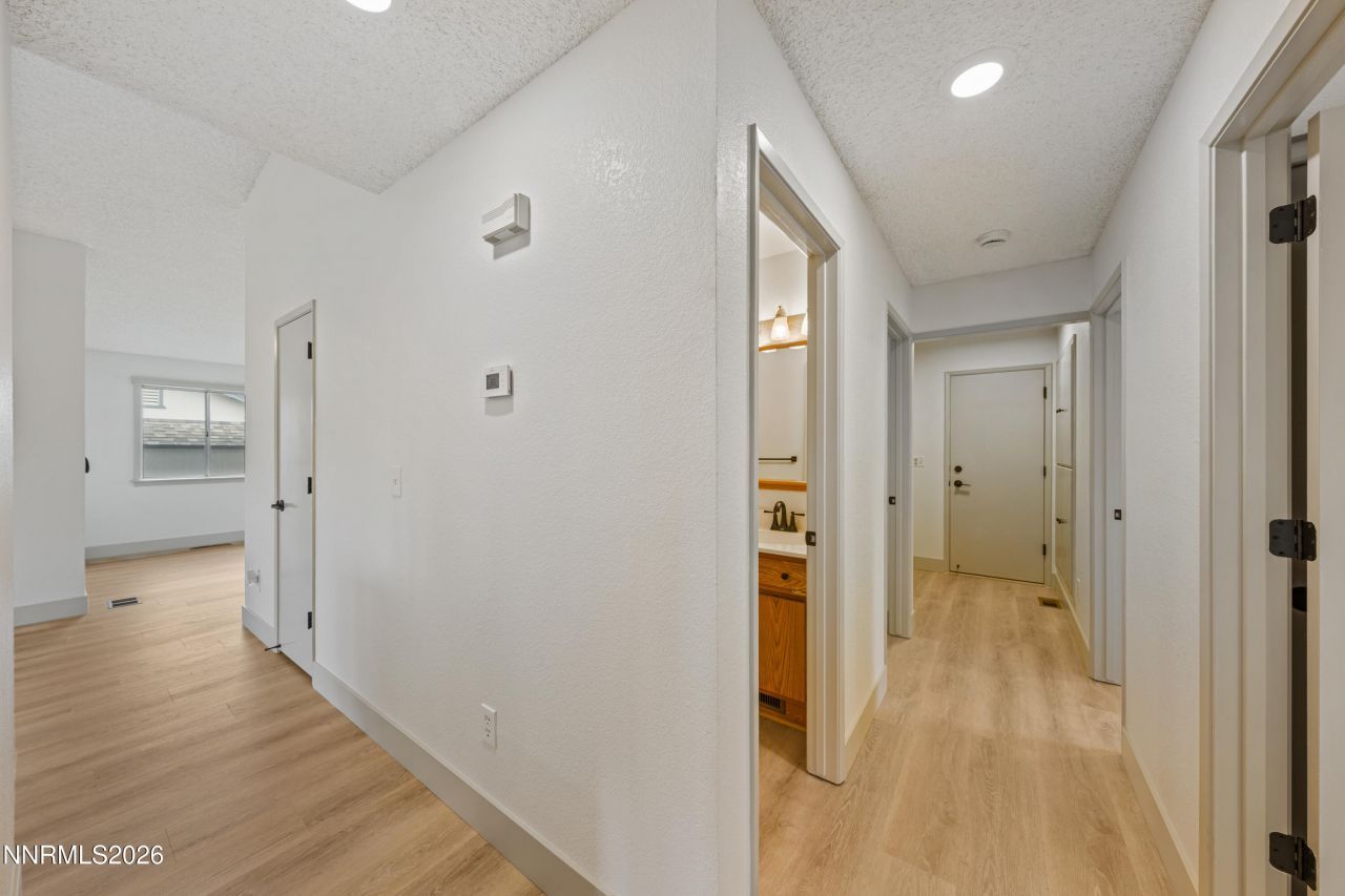 8651 Beechcraft Drive, Reno, NV 89506 Photo