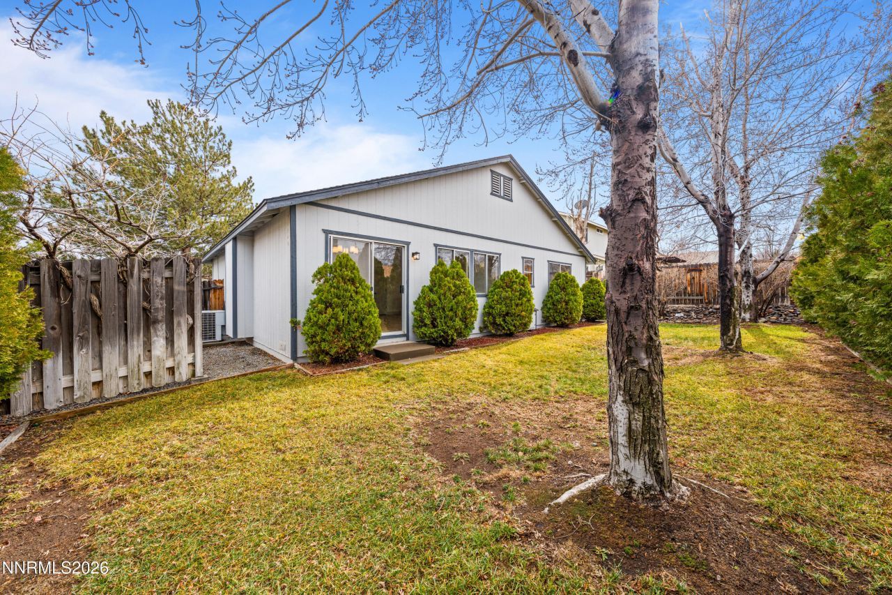 8651 Beechcraft Drive, Reno, NV 89506 Photo