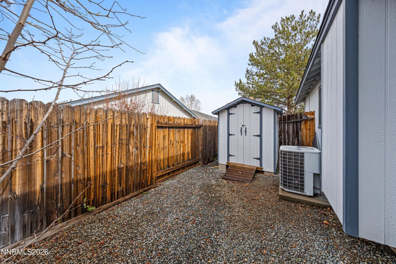 8651 Beechcraft Drive, Reno, NV 89506 Photo