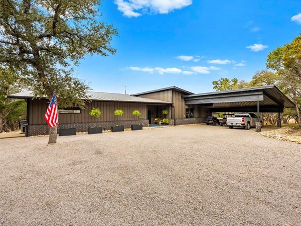 319 Impala LN, Lampasas, TX 76550