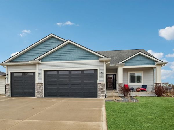 9190 Cody Drive, West Des Moines, IA 50266
