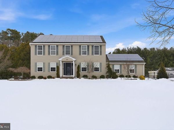 60 HAMPSHIRE COURT, NEW EGYPT, NJ 08533