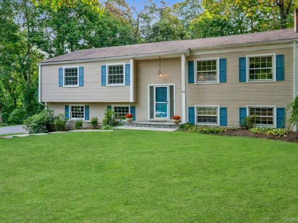 62 Whitson Road, Briarcliff Manor, NY 10510