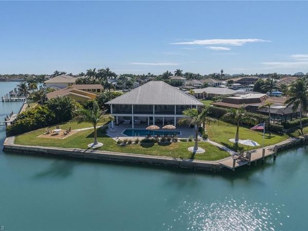 599 Goldcoast CT, MARCO ISLAND, FL 34145