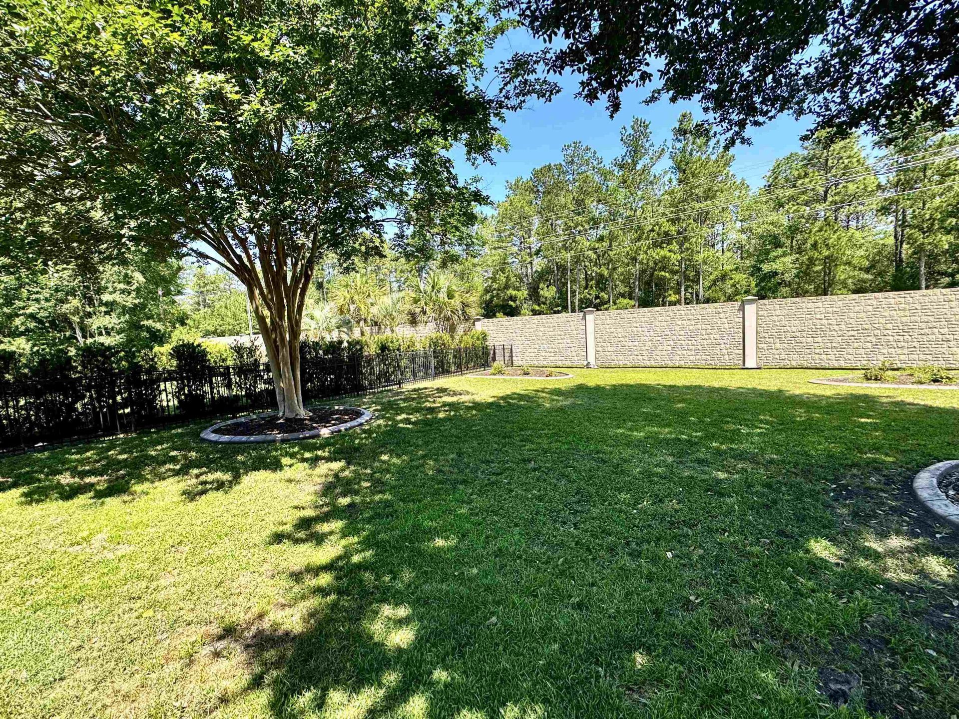 4918 Weatherwood Dr. Photo 21