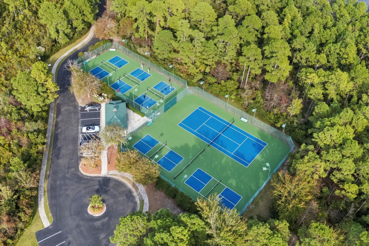 4918 Weatherwood Dr. Photo 26