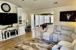 4918 Weatherwood Dr. photo 4