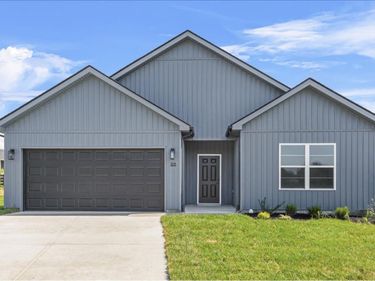 127 Hidden Treasure Drive, Georgetown, KY 40324