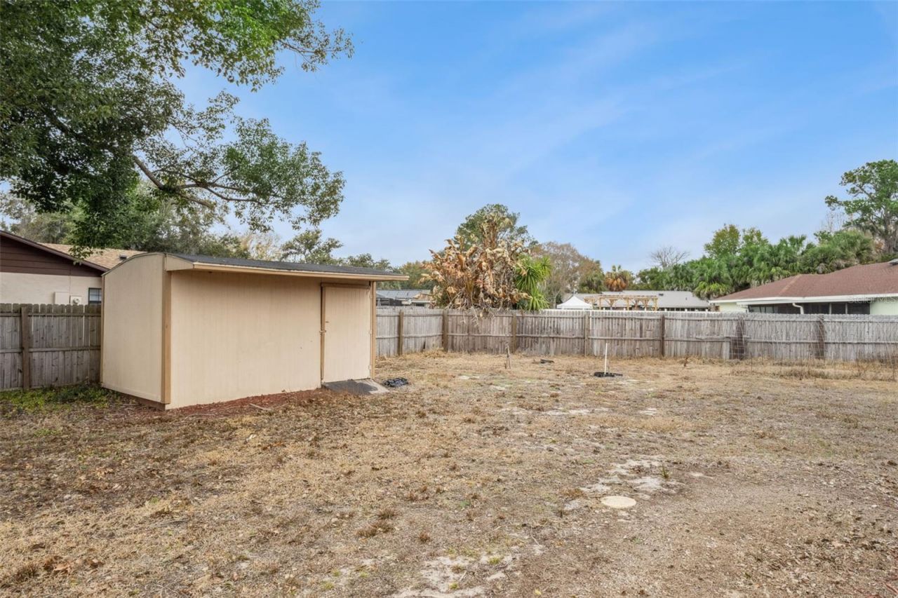 35025 Raintree Drive, Fruitland Park, FL 34731 Photo