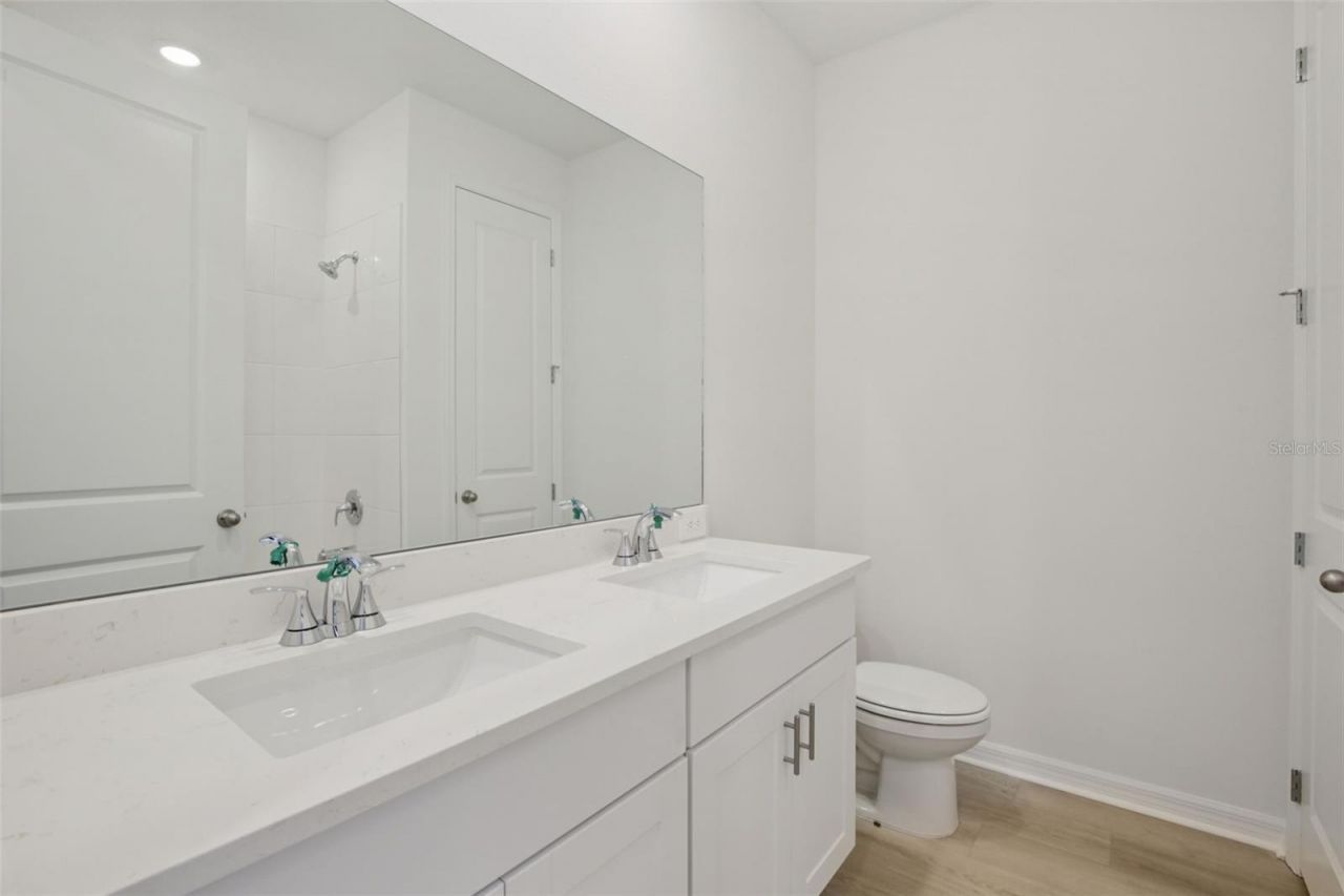 9012 Venetia Court, Palmetto, FL 34221 Photo