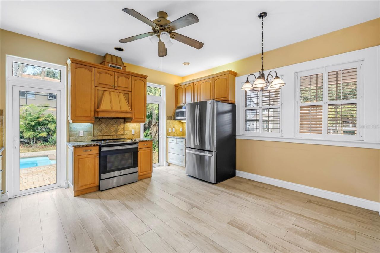 546 26th Avenue N, Saint Petersburg, FL 33704 Photo