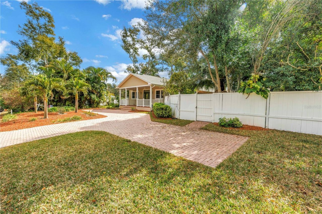 546 26th Avenue N, Saint Petersburg, FL 33704 Photo
