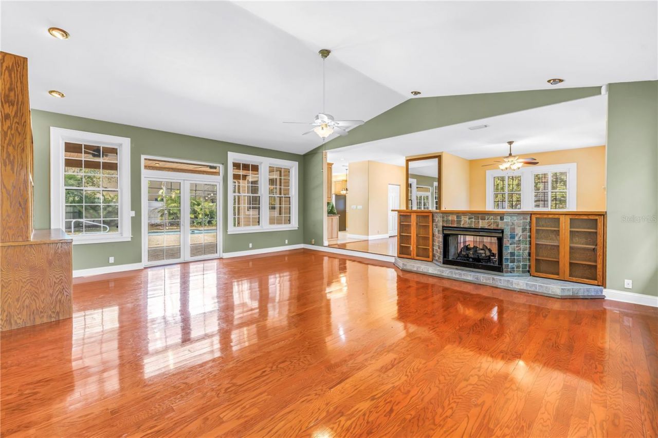 546 26th Avenue N, Saint Petersburg, FL 33704 Photo