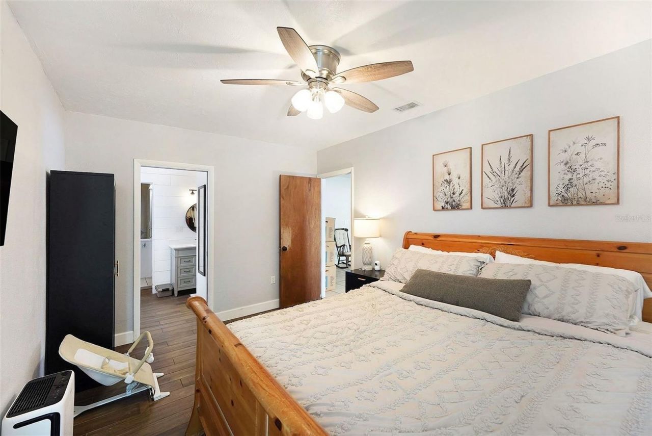 5967 102nd Avenue N, Pinellas Park, FL 33782 Photo