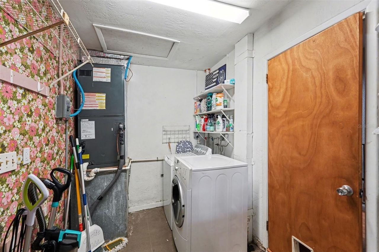 5967 102nd Avenue N, Pinellas Park, FL 33782 Photo