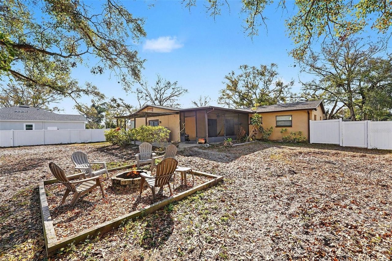 5967 102nd Avenue N, Pinellas Park, FL 33782 Photo