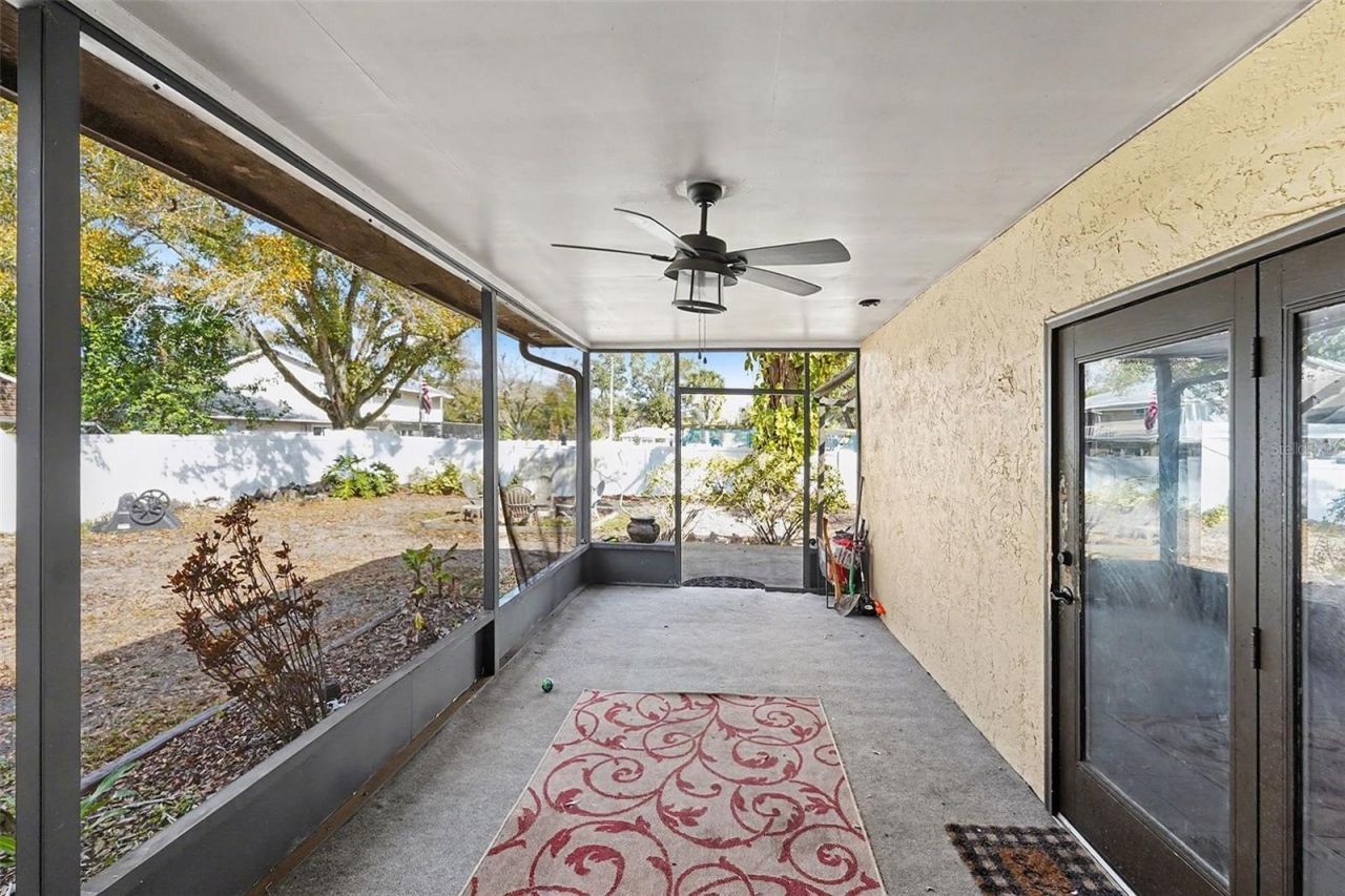 5967 102nd Avenue N, Pinellas Park, FL 33782 Photo