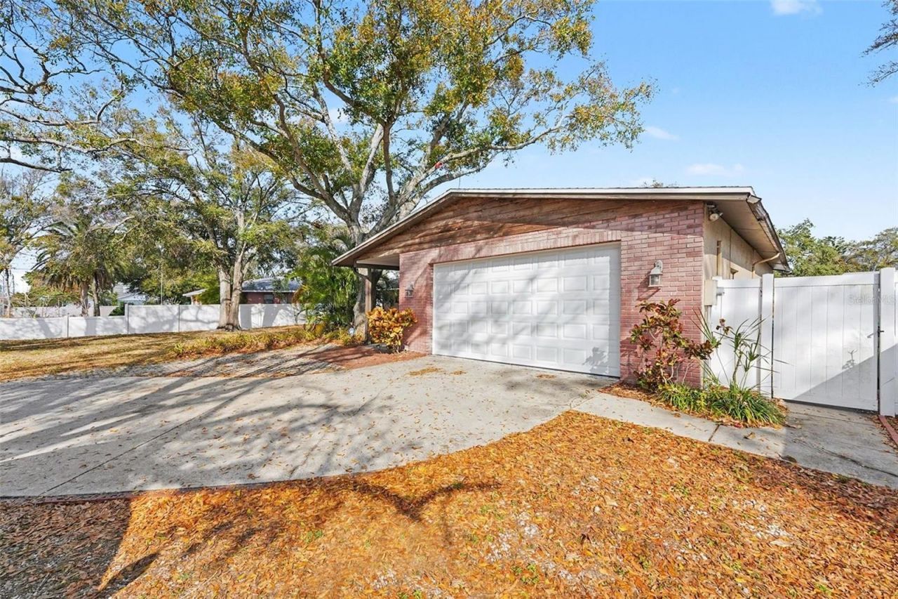 5967 102nd Avenue N, Pinellas Park, FL 33782 Photo