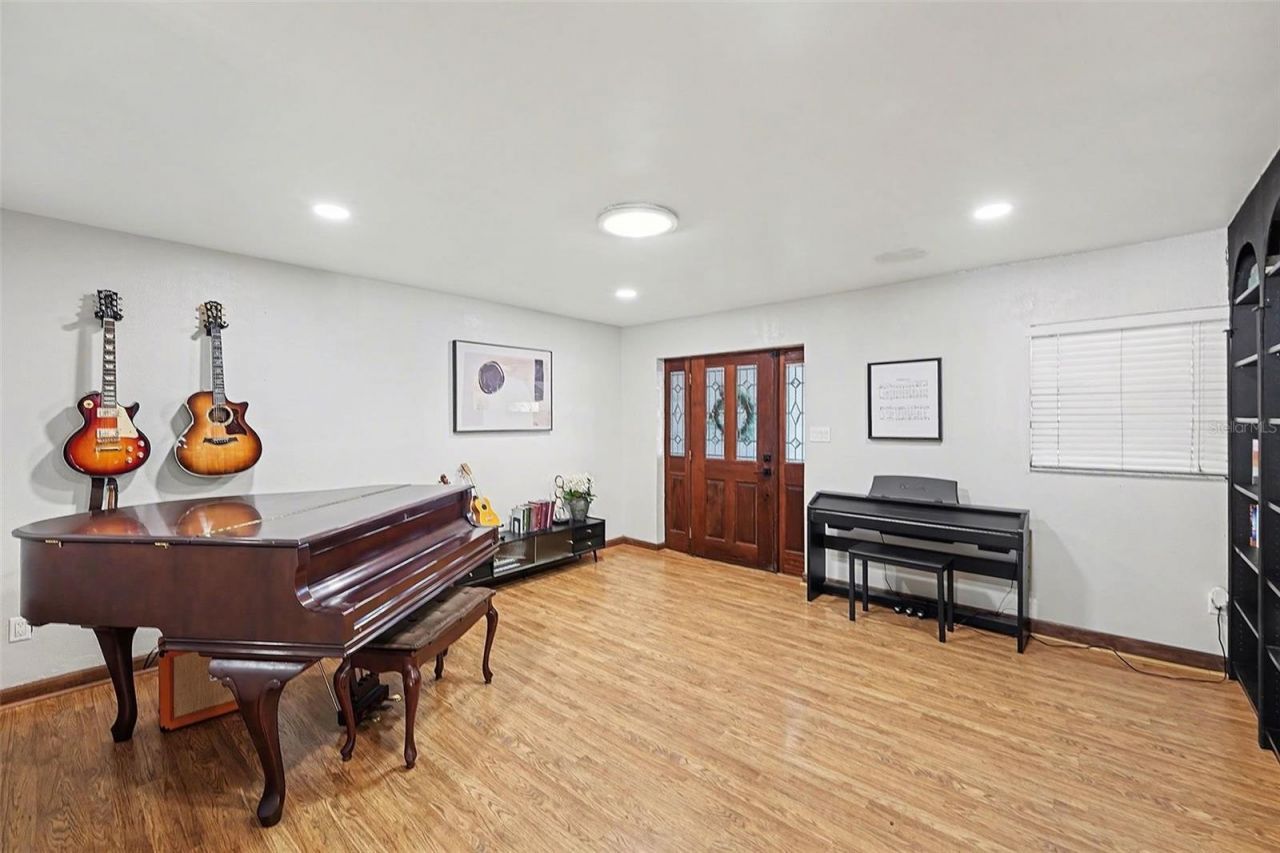 5967 102nd Avenue N, Pinellas Park, FL 33782 Photo