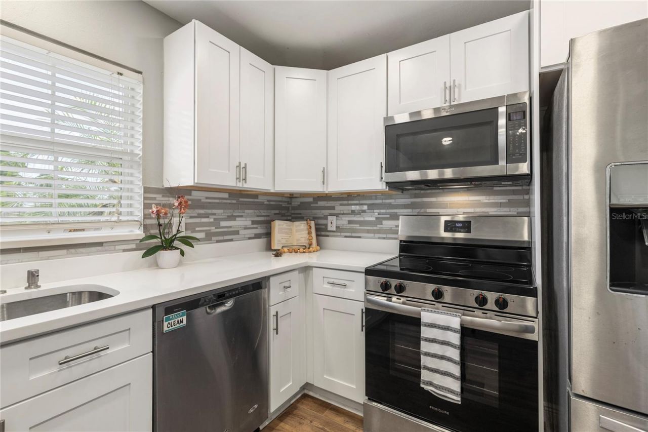1832 69th Avenue S, Saint Petersburg, FL 33712 Photo