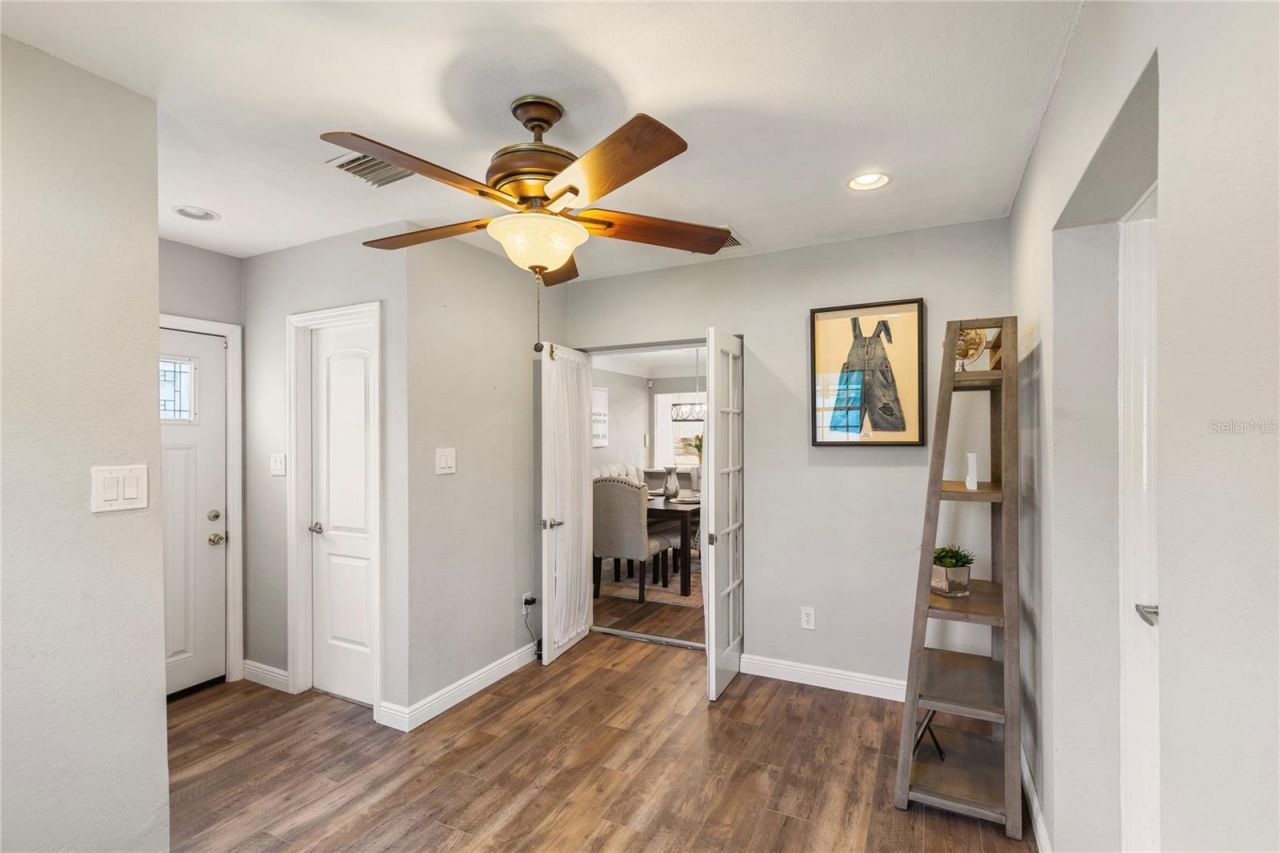 1832 69th Avenue S, Saint Petersburg, FL 33712 Photo