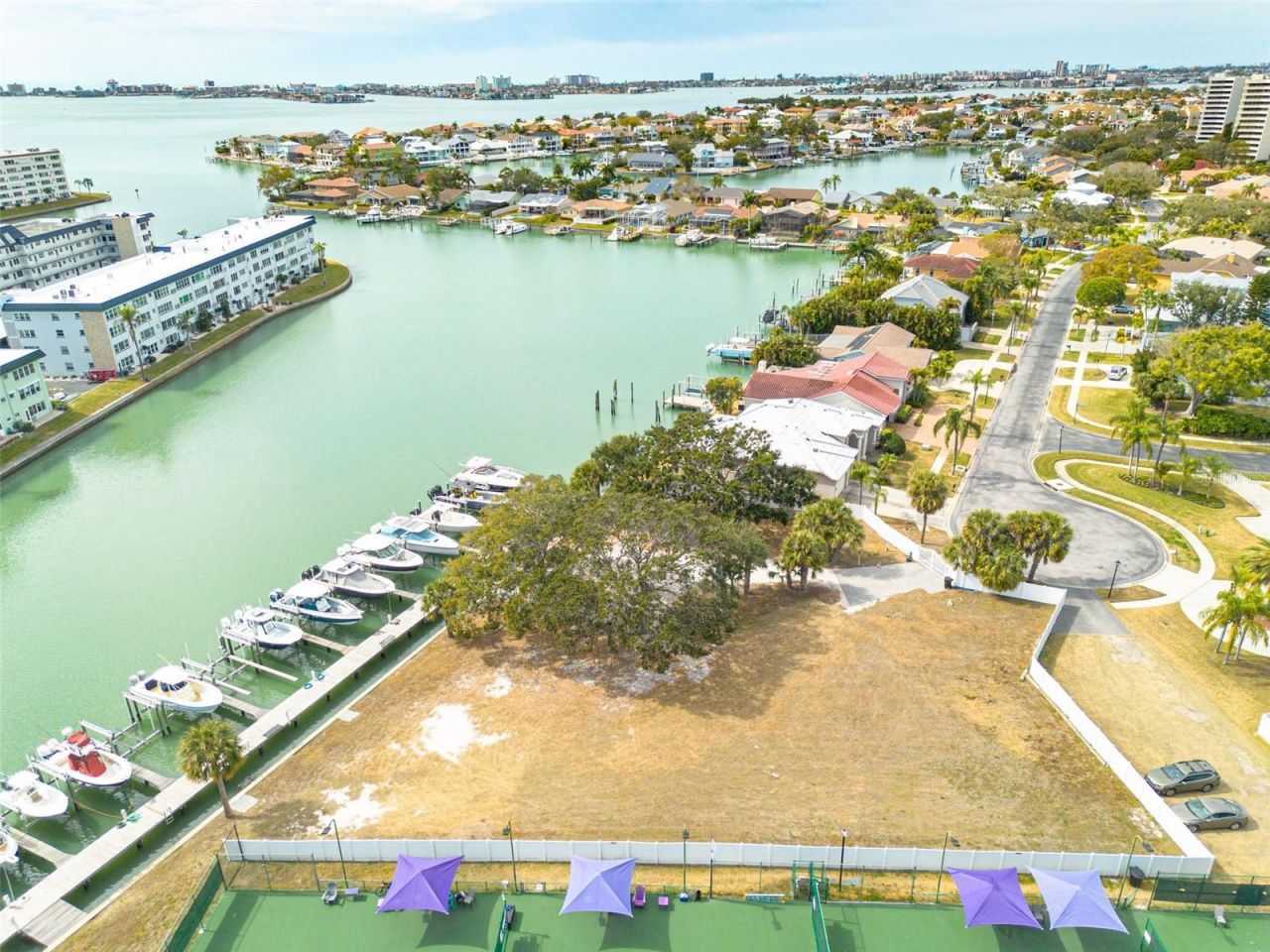 5814 Skimmer Point Boulevard S, Gulfport, FL 33707 Photo